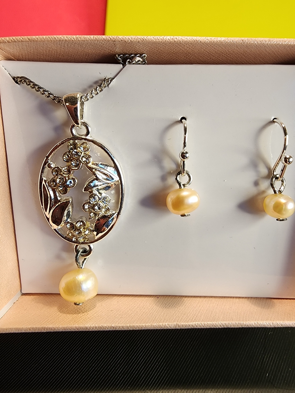 Silver Floral Necklace & Cream Pearl Drop Earrings Set